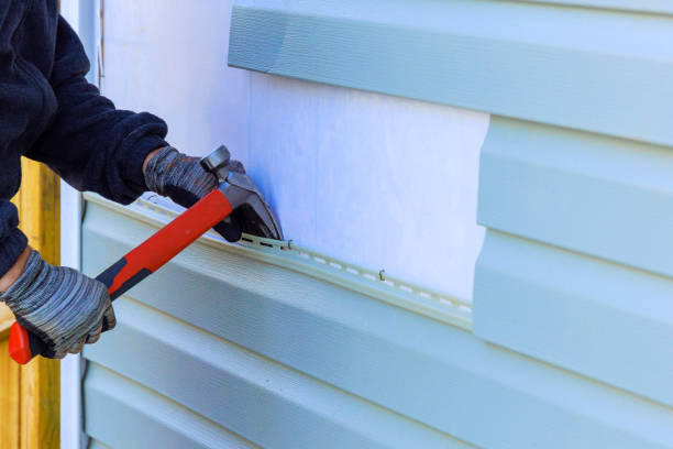 Reliable Siding Repair contractor in West Hempstead, NY by Squared Siding